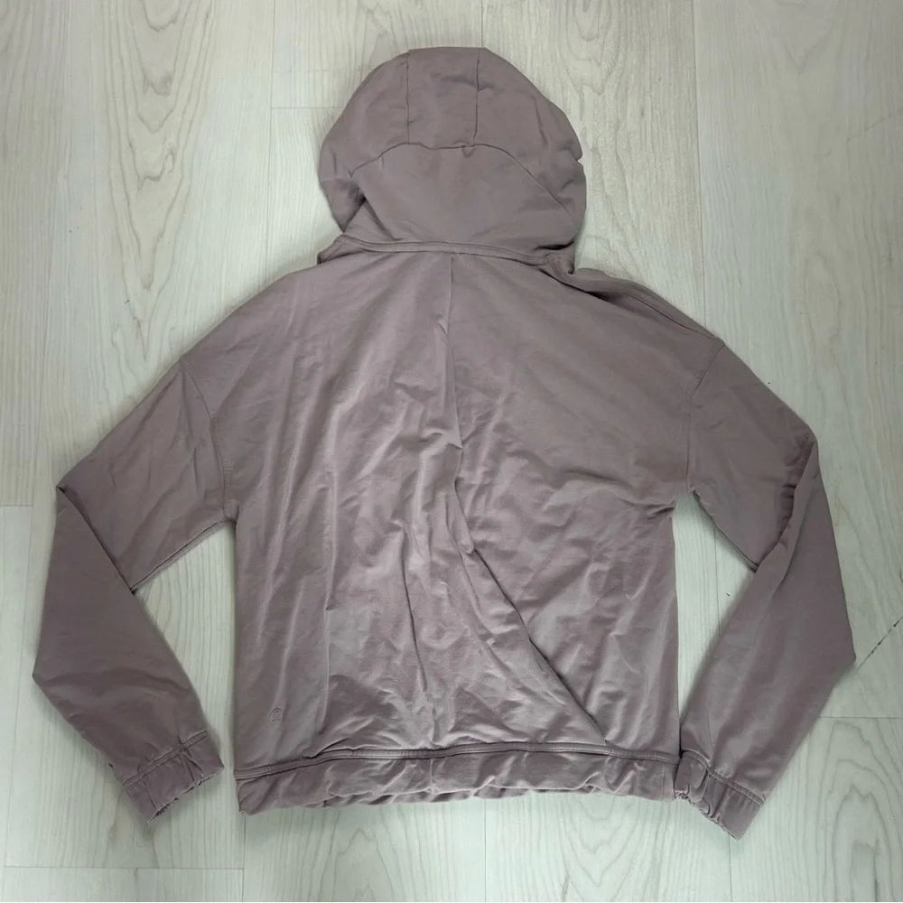 Lululemon Twisted and Tucked Blush Pink Pullover Hoodie Pump Cover Size 4